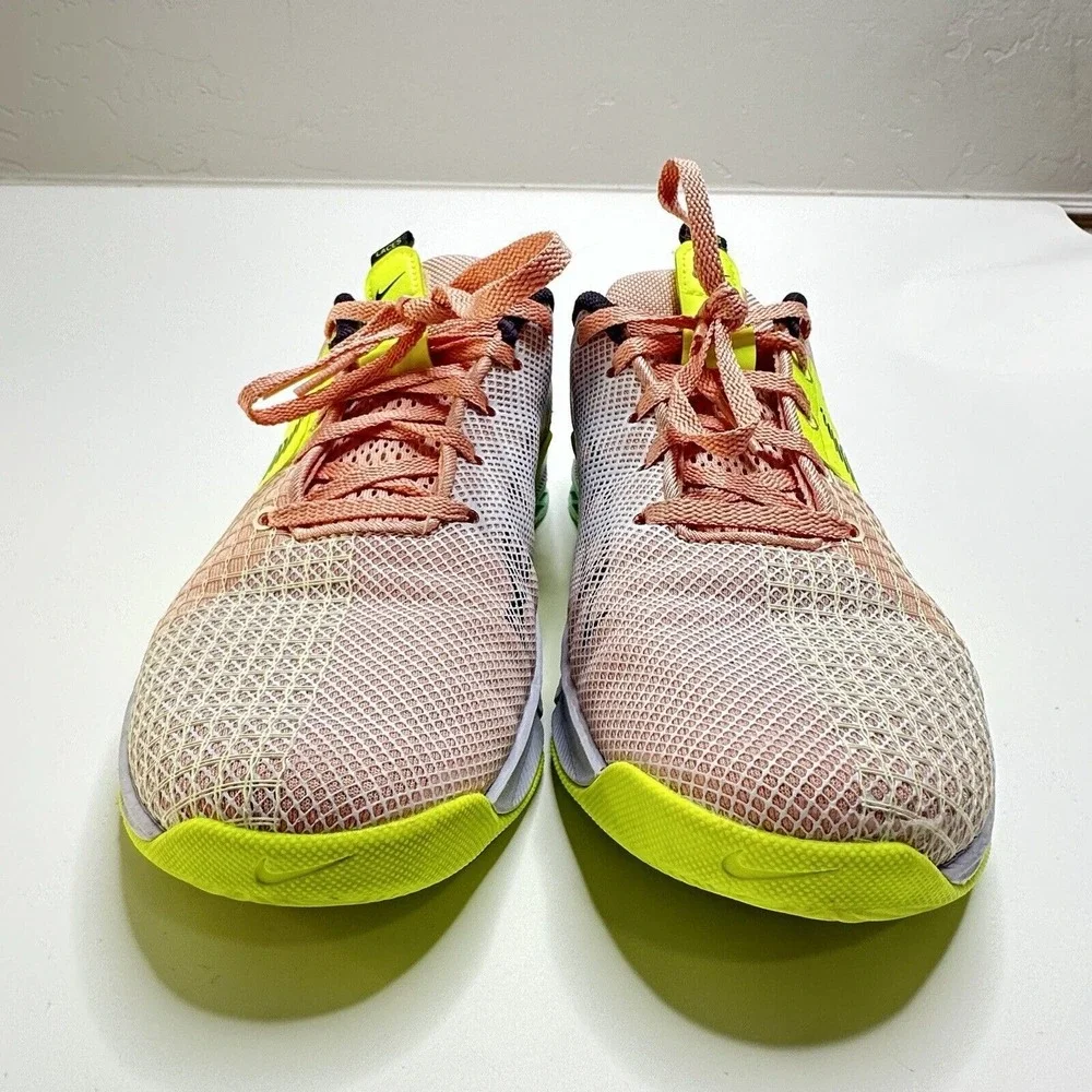 Nike Women's Size 9 Metcon 8 Arctic Orange‎ Volt DO9327-800 Training Shoes
